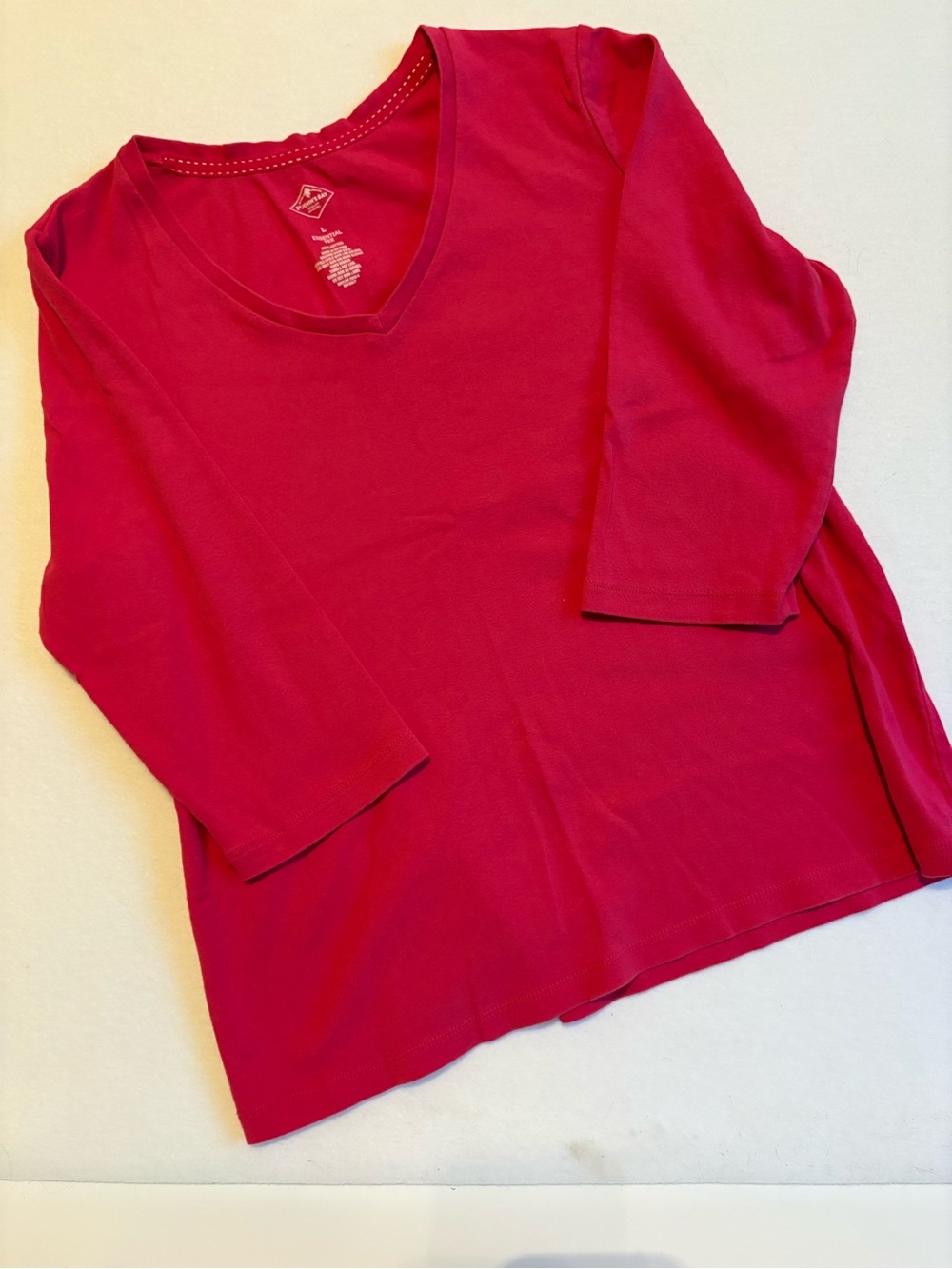 Women’s Hot Pink V-Neck 3/4 Sleeve Top